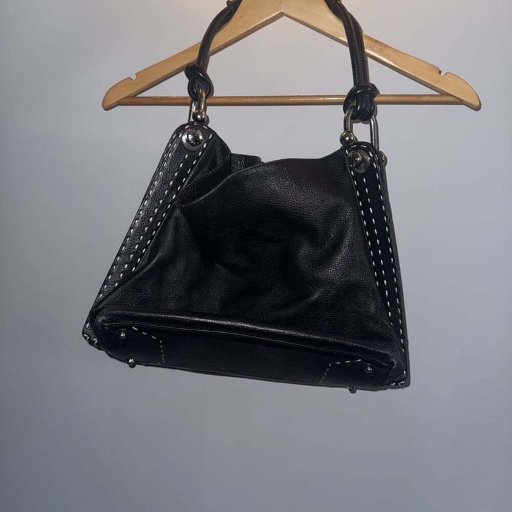 BCBGMAXAZRIA woven purse Condition: 9/10 Small signs...